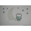 Houten muursticker - Uiltje op lichtgrijze maan met sterren (wolkjes en naam optioneel) (70x45cm)